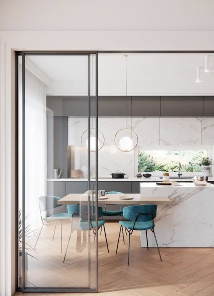 Puerta de vidrio a medida en cocina para separar cocina de salon